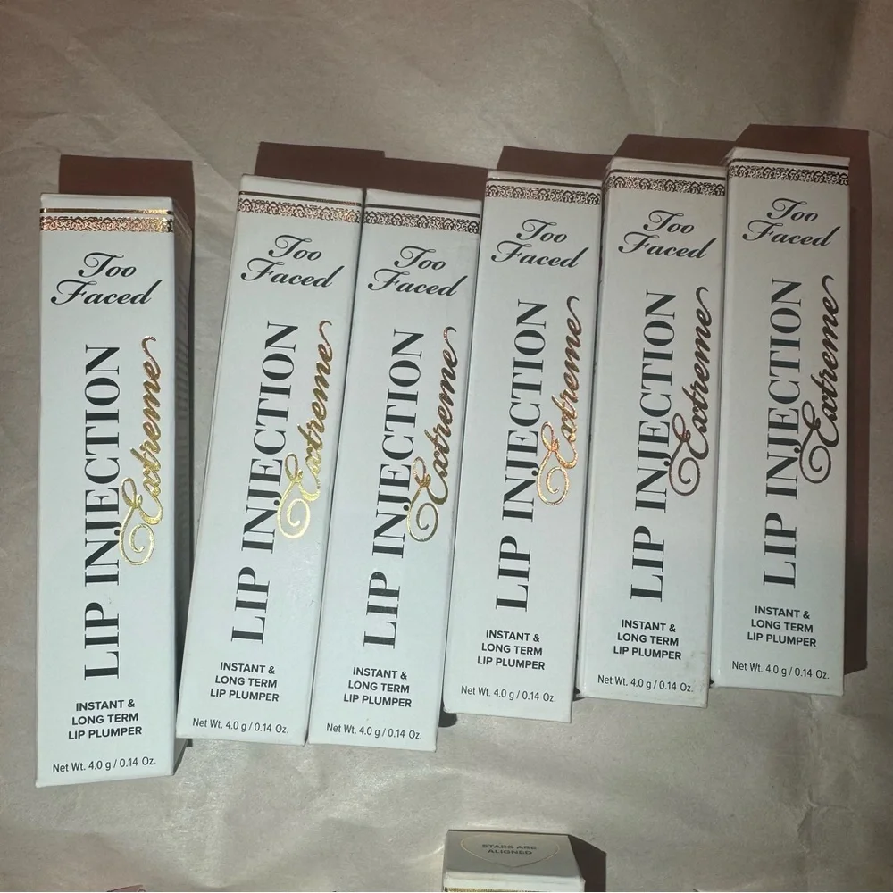 17 x too faced lip bundle